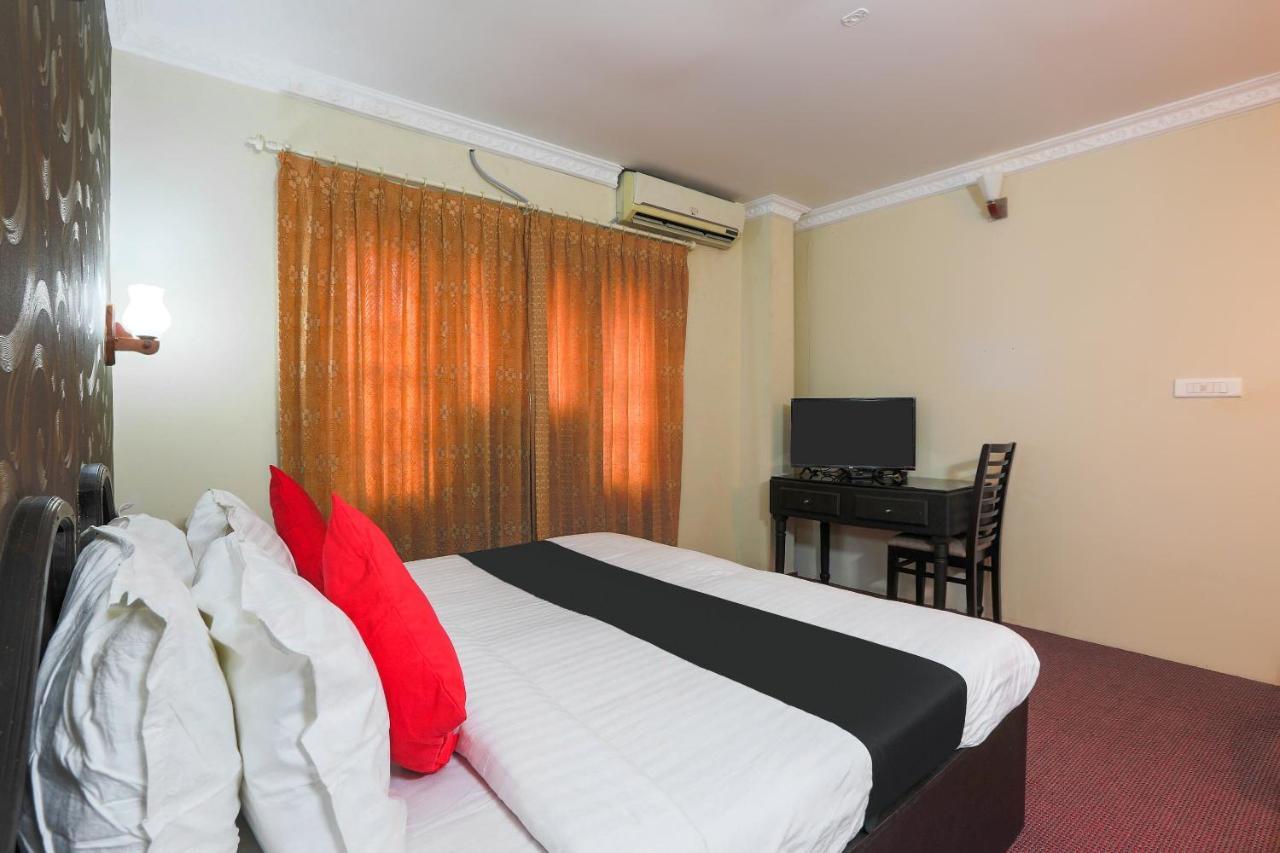 Capital O 72337 Hotel Konkan Tadka Βομβάη Εξωτερικό φωτογραφία